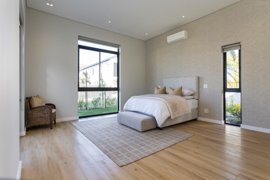 4 Bedroom Property for Sale in Pearl Valley at Val de Vie Western Cape